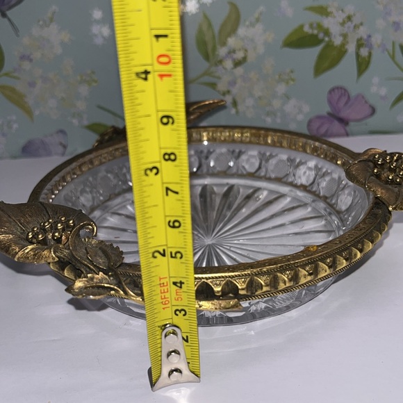 Vintage Crystal Bowl with Gold Floral Accents • purse bowl • trinket jewelry - Picture 6 of 11